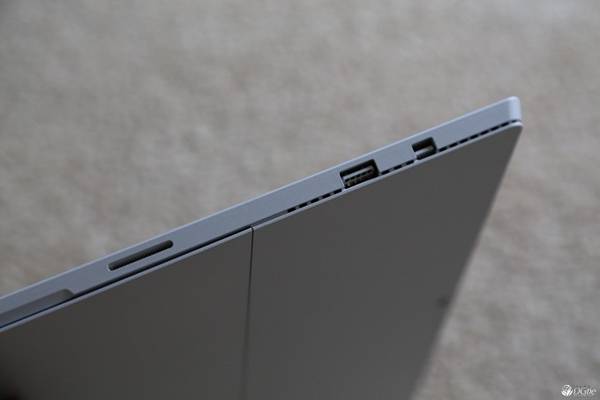 Microsoft Surface Pro 3 简易开箱 