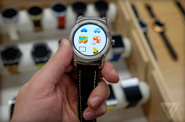 Android Wear系统升级 转动手腕看信息 