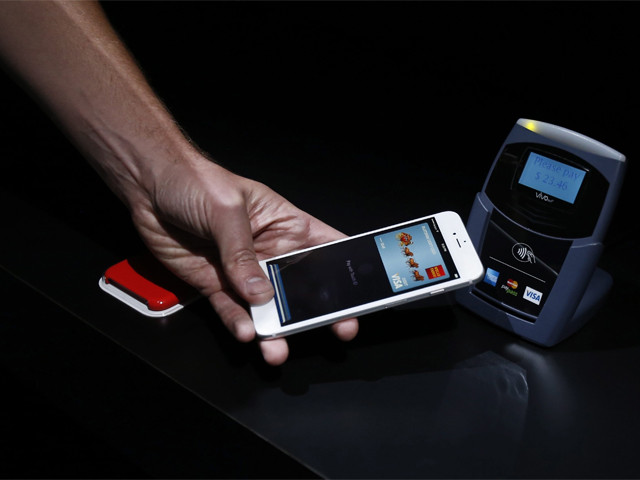 又有24家银行和信用社支持Apple Pay了 
