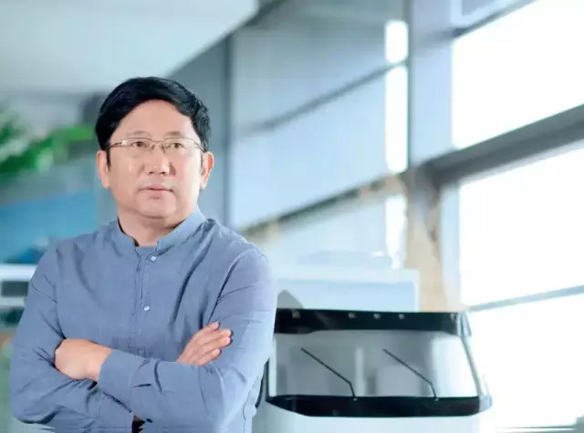 清华控股计划投资300亿元研发手机芯片 