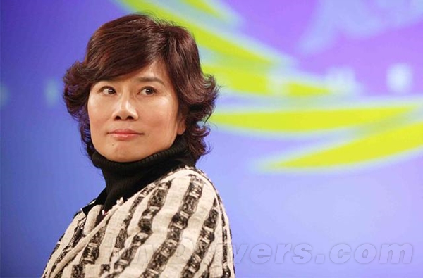 小米算什么 董明珠：格力手机2代秒苹果 