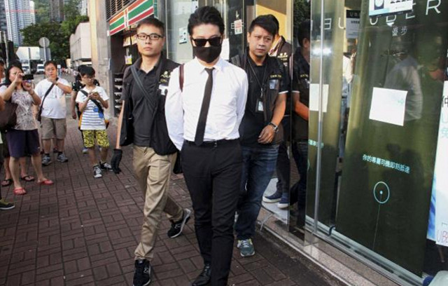 Uber香港回应被查：确保乘客及司机安全 